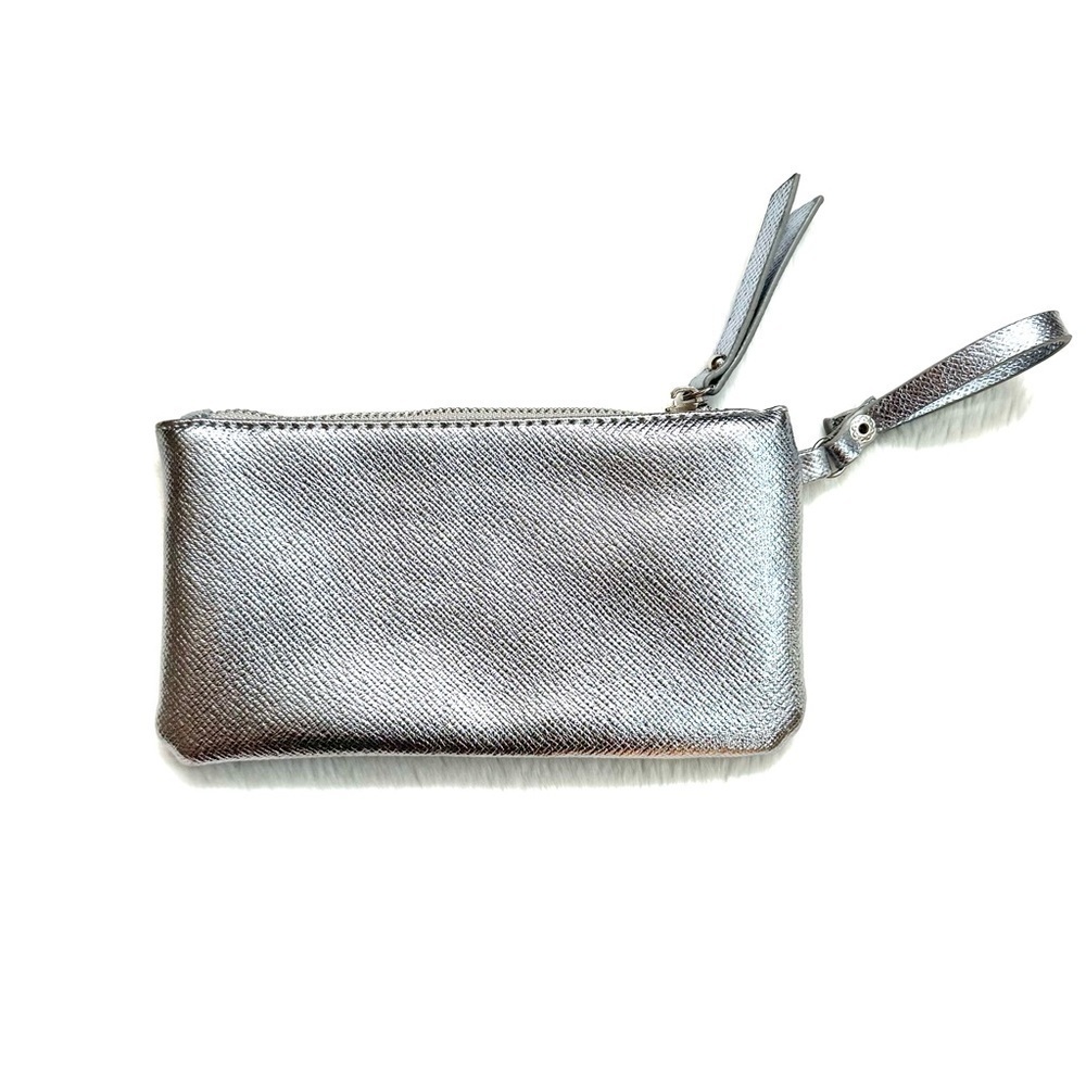 ⭐️ 5 for $25 EIGHT by Under One Sky Silver Small Purse Cosmetics Bag - Picture 6 of 9